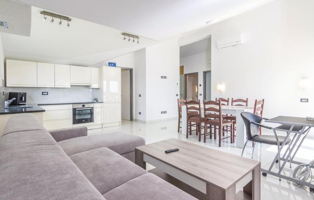 Funtana Appartements An Der 1 Reihe Vom Meer Ngoại thất bức ảnh
